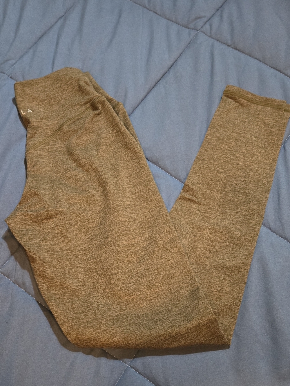 NWOT BAREPRO Sculpt Leggings: 26" Army Green